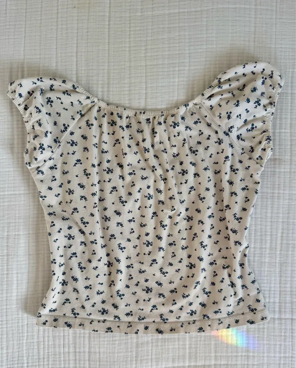 Brandy Melville Eden Crop Top - Image 2