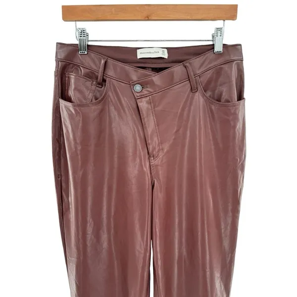 ABERCROMBIE & FITCH Criss-Cross Waist Vegan Leather‎ 90s Straight Pant Size 30 L - Image 2