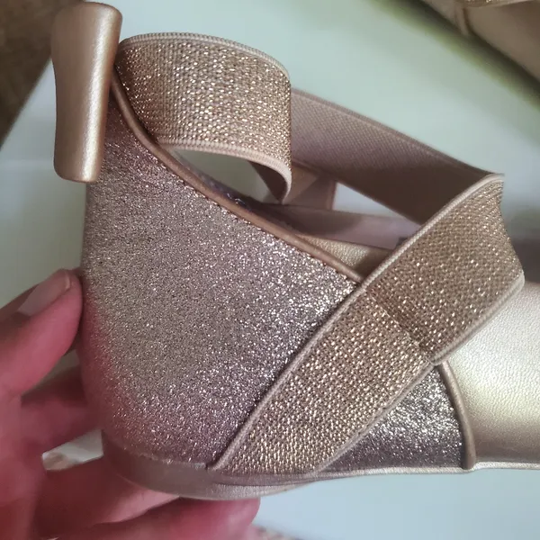 Glitz Shimmering Gold Ballet Flats Reaction Kenneth Cole Size 8 - Image 3