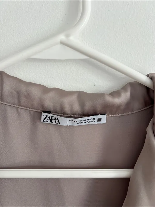 Zara Neutral Taupe Satin Cropped V-Neck Blouse - Image 2