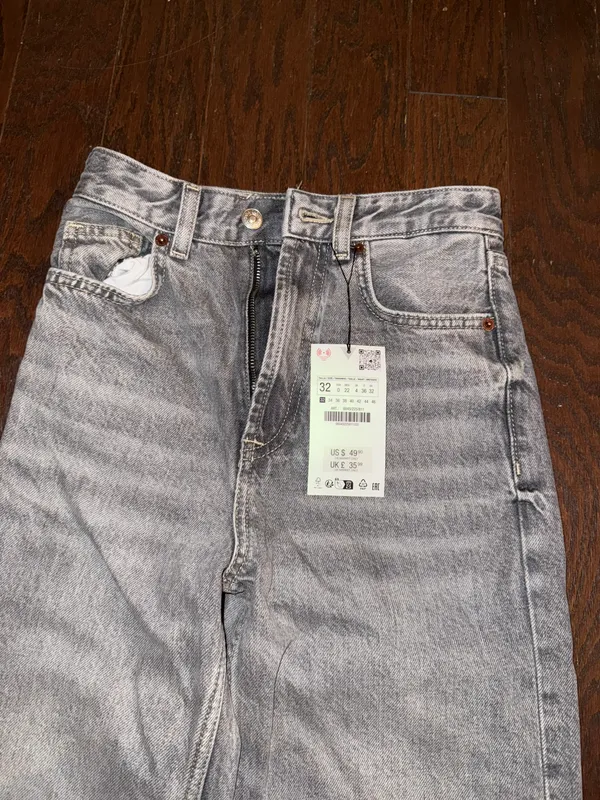 ZARA Wide Leg High Rise Jeans - Image 4