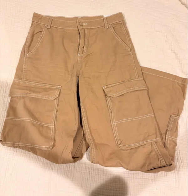 H&M Cargo Pants - Image 2