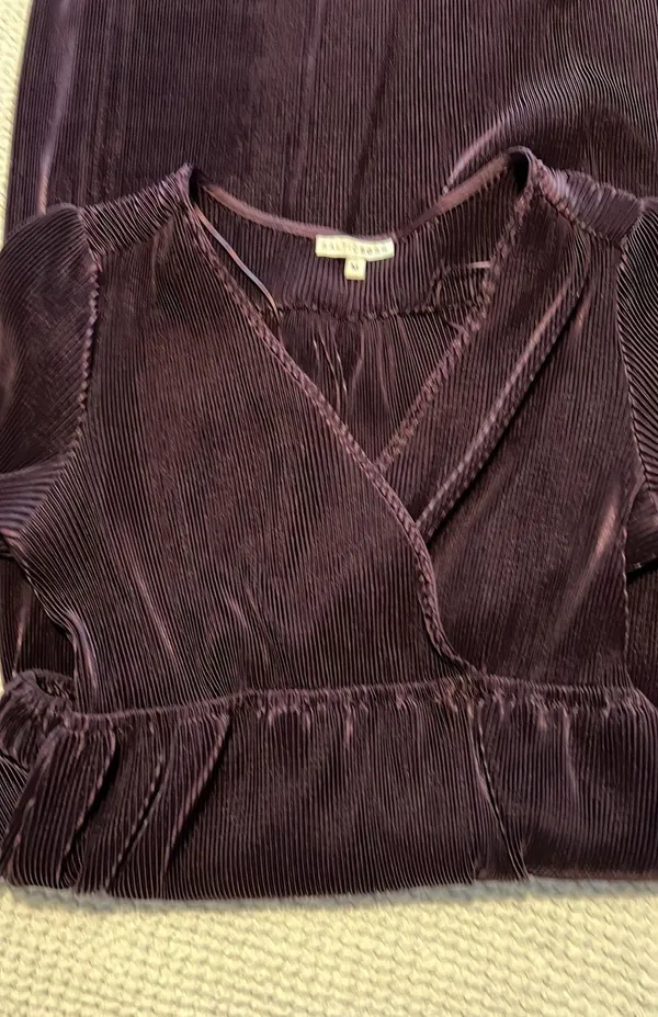 Baltic Born Long Sleeve Purple Pleated Maxi Dress Y2 - Image 4