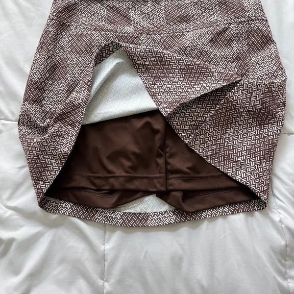 IZOD Golf Skirt Skort Womens 2 Brown White Geometric Activewear Quiet Luxury‎ - Image 2