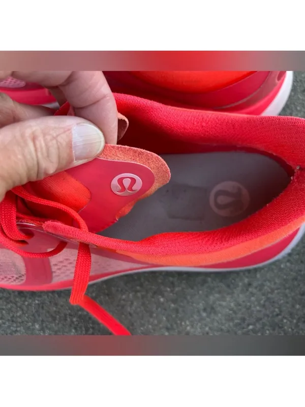$138 Lululemon Chargefeel Low Womens Workout Shoe Flare / Pink Mist size 9 - Image 4