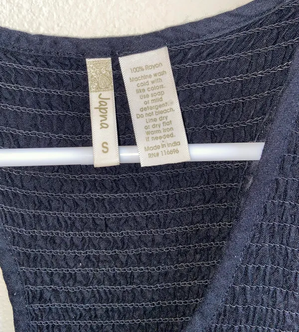 Crop Tank Top Black - Image 3