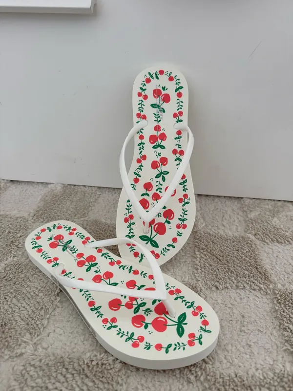 Old navy cherry flip flops - Image 3