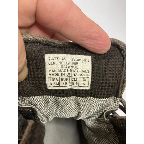 Vasque Hiking Boots Women 8.5 Brown Good Gore-Tex Vibram Leather 7479 M - Image 6