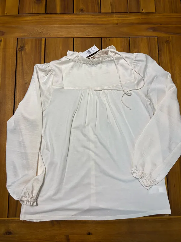 LOFT Women's Cream Ruffle Neck Tie Long Sleeve Blouse Size S CottageCore - Image 5