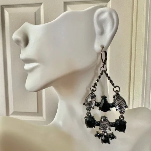 Black zebra statement earrings - Image 2