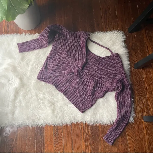 Purple Open Back Crop Sweater Size small - Image 5