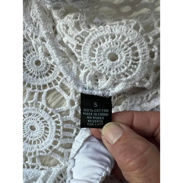 Cynthia Rowley White Crochet Lace Shorts with Tie Waist Size Small - Image 7
