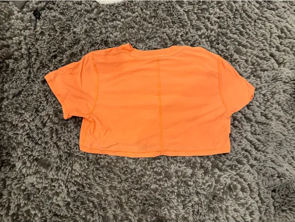 All Yours Lululemon Tee - Image 3