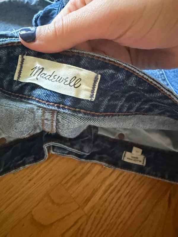 Madewell Relaxed Denim Shorts - Image 2