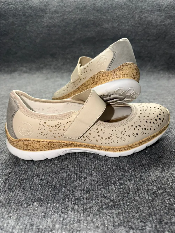 Rieker Nikita 99 Mary Jane Sneakers in the Perle/Cement colorway - Image 2