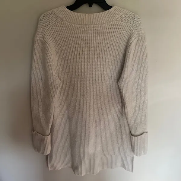 Athleta Ribbed V-Neck Sweater Cream Oatmeal High Low‎ Side Slit Size Small - Image 11