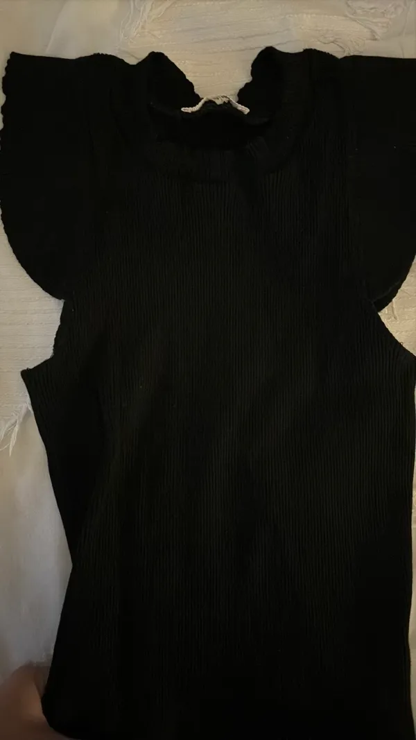 Francesca's Black top - Image 3