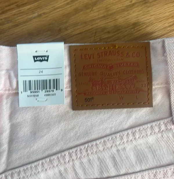 Levi's 501 Shorts - Image 3