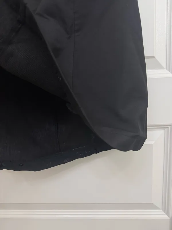 Black semi - Image 4