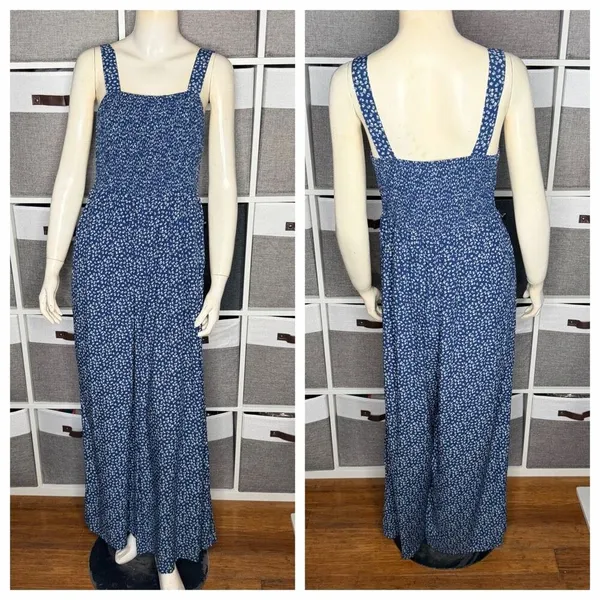Dokotoo Floral Smocked Sleeveless Jumpsuit Size Large - Image 2
