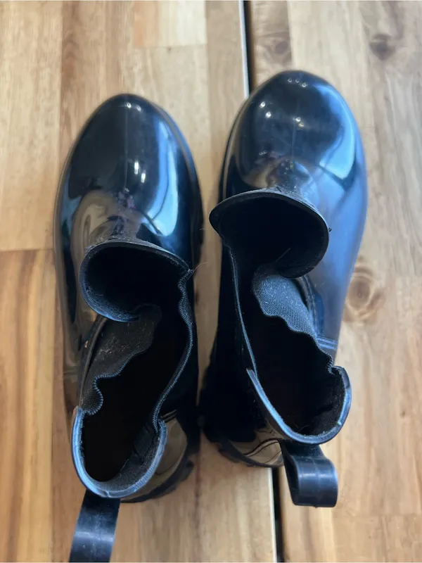 SANMM Black Glossy Chelsea Rain Boots Chunky Lug Sole EU 36 - Image 3