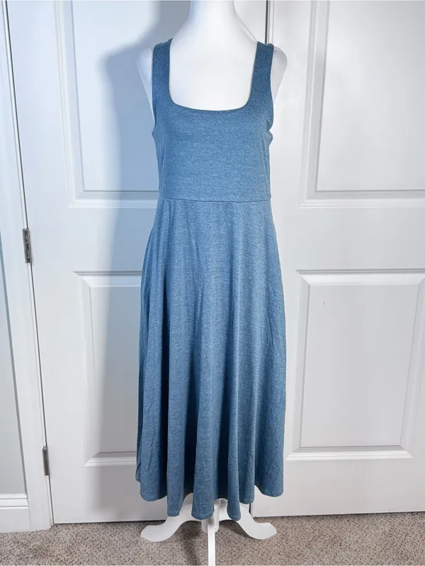 Quince Flowknit Breeze Dress L Blue Midi Fit & Flare Pockets Soft Stretch Travel - Image 2