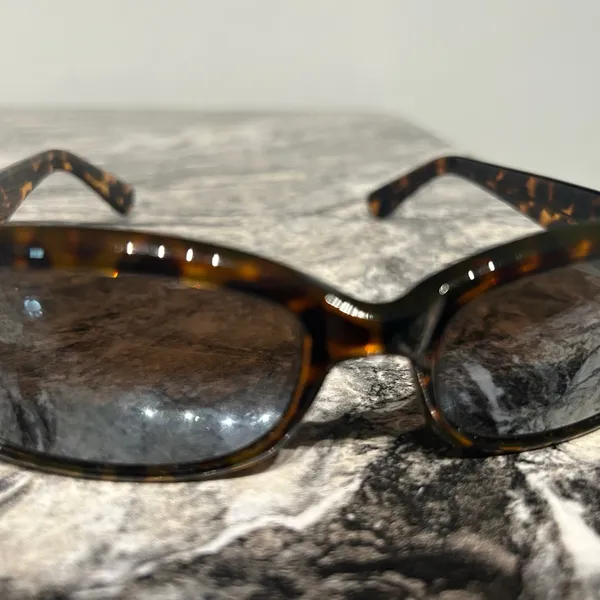 Tortoise Shell Sunglasses Brown - Image 7