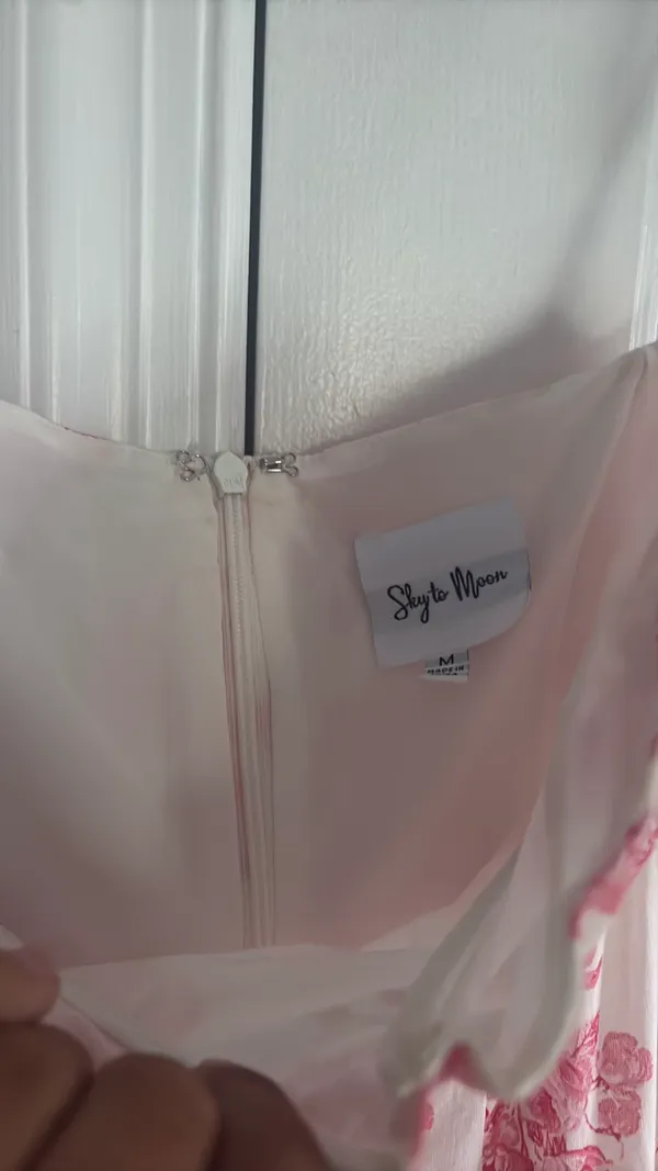 Sky to Moon Pink floral maxi dress - Image 4