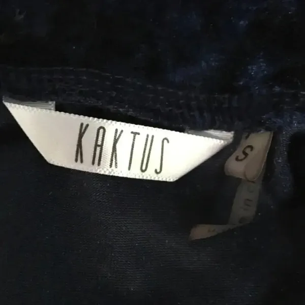 NWT Kaktus Crushed Velvet Navy Ruffle Dress S v6x - Image 7