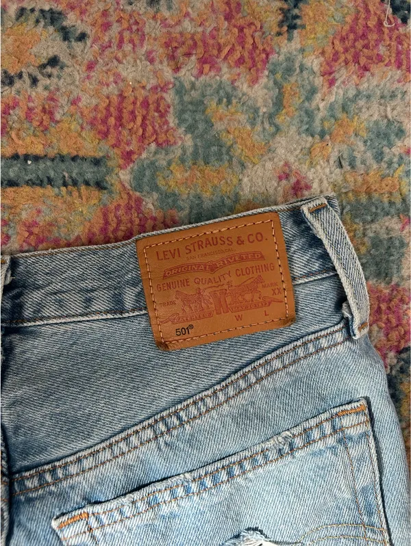 Levi’s 501 Shorts Denim Cut-Off - Image 4