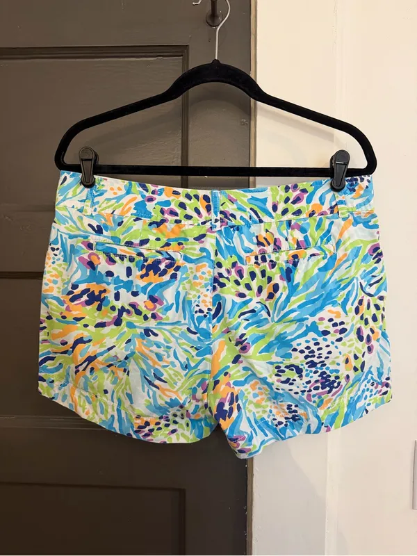 Lilly Pulitzer Callahan Shorts - Image 2