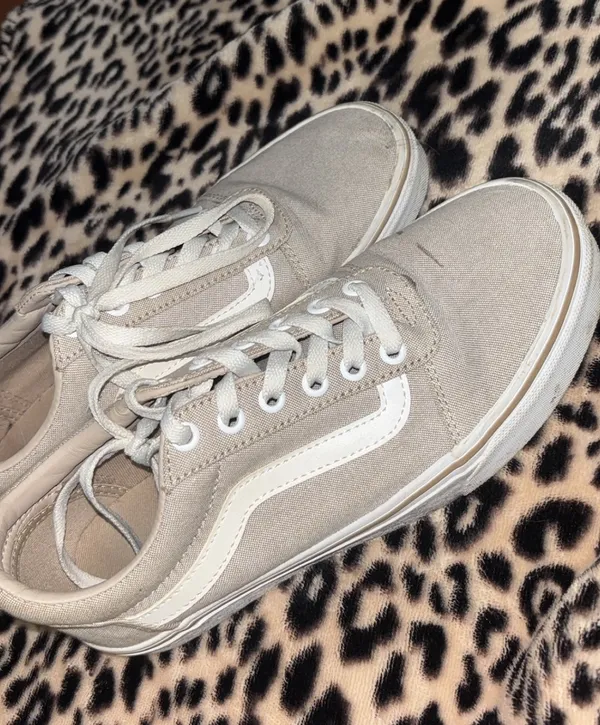 Vans Women’s - Image 2