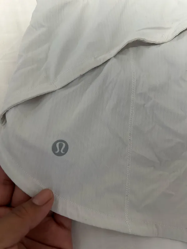 Lululemon Speed Up Shorts 4" - Image 3