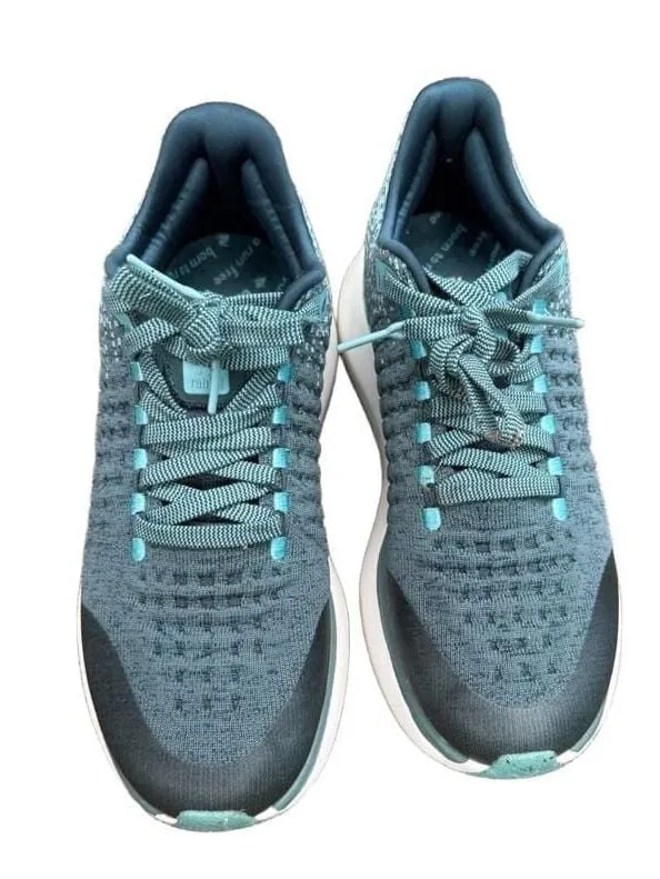 rabbit Dream Chaser Women's Blue Running Shoes worn twice. 9.5 w/ box - Image 2