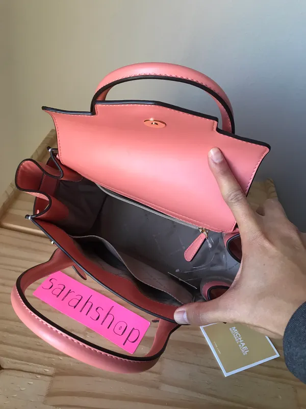 Michael Kors Purse - Image 9