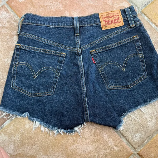 Levi’s Womens Button Fly Denim Cut Off Jean Shorts Womens Size 27 - Image 3