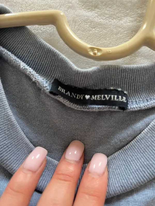 Brandy Melville Cropped T - Image 3