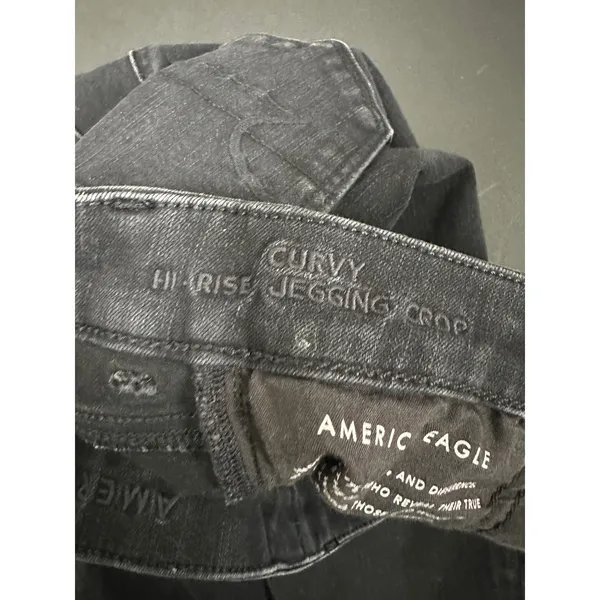 American Eagle Women 4 Short Black‎ Curvy Hi Rise Jegging Crop Button Fly Jeans - Image 6