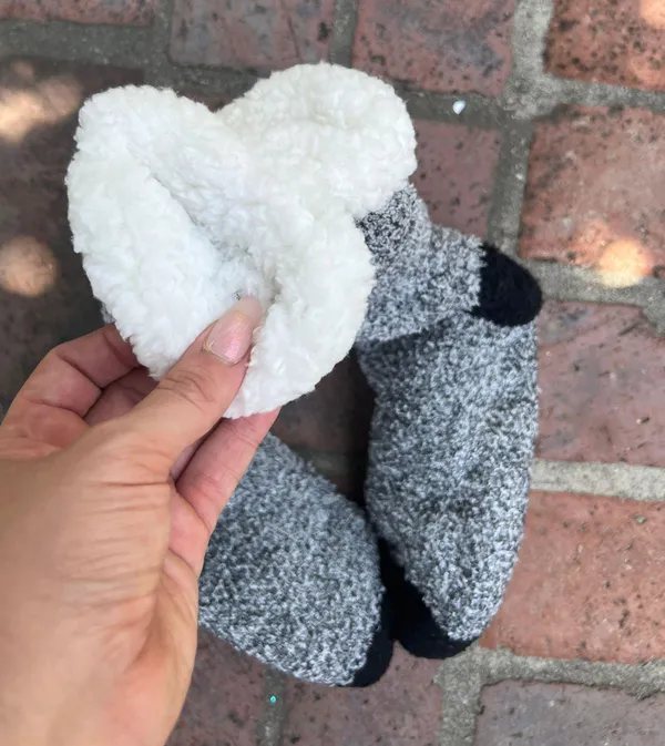 Lounge Cuddle duds Sherpa Lined  Socks - Image 4