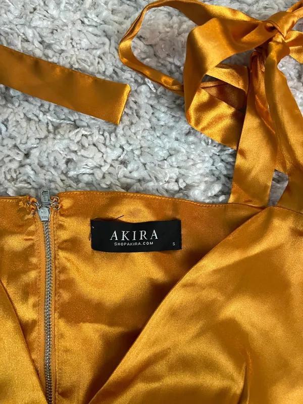 Akira Silky  Top - Image 3