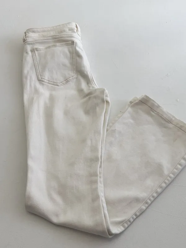 Happily Grey Off White Cream Flare Jeans Size 5 / 27 NWOT High Low - Image 5