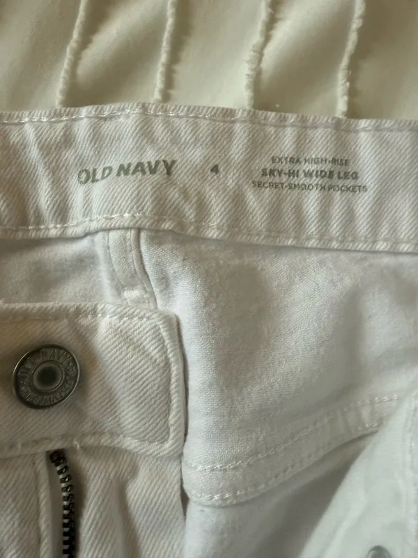 Old Navy Jeans - Image 2