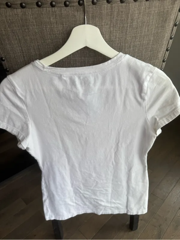GUESS White Scoop Neck Tee with Multicolor Butterfly Logo - Image 4