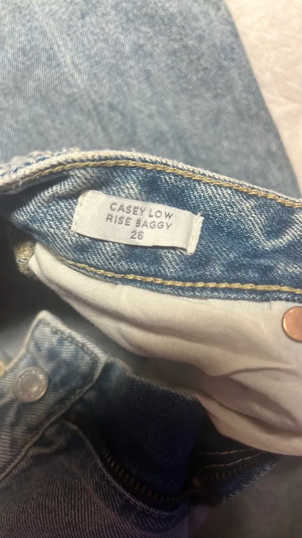Light washed Pacsun jeans - Image 6