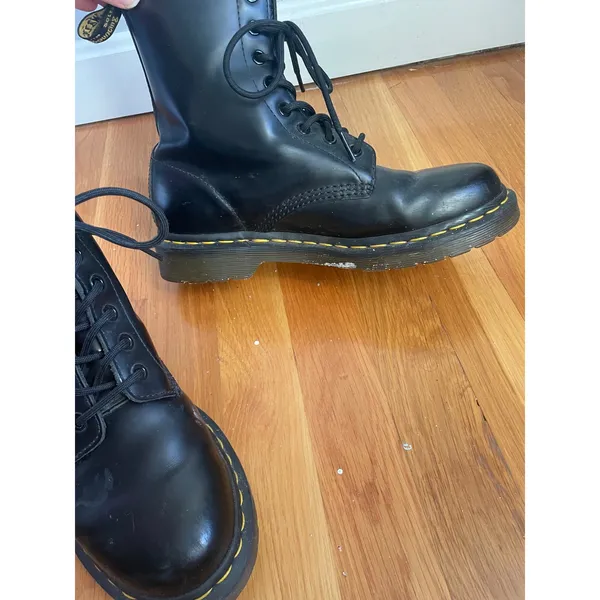 Dr. Martens 1460 Smooth Leather 8-Eye Lace Up Boots Black Classic Combat women 8 - Image 7