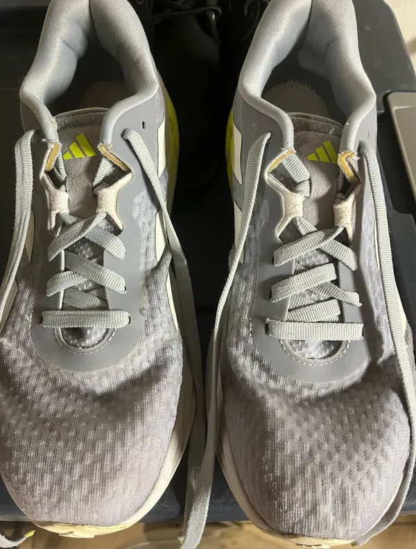 Adistar Adidas 3 Sneakers - Size US Men’s 9 / UK 8.5 ; Women's size 10 - Image 3