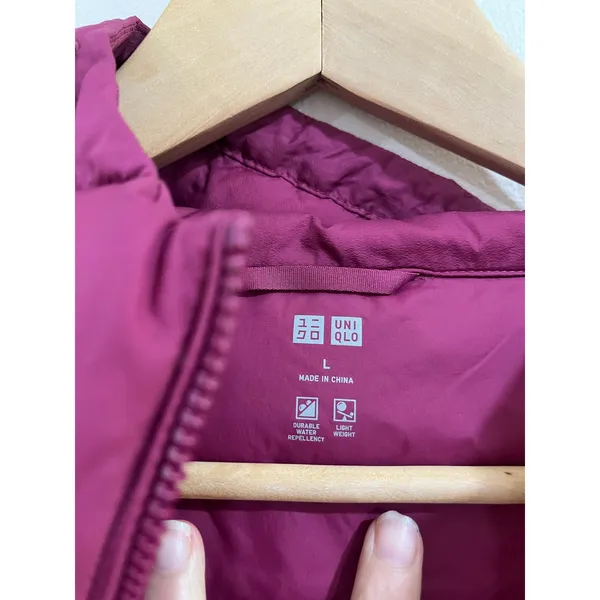 Uniqlo Ultra Light Down Parka Red Hooded Puffer Jacket Size M‎ - Image 6