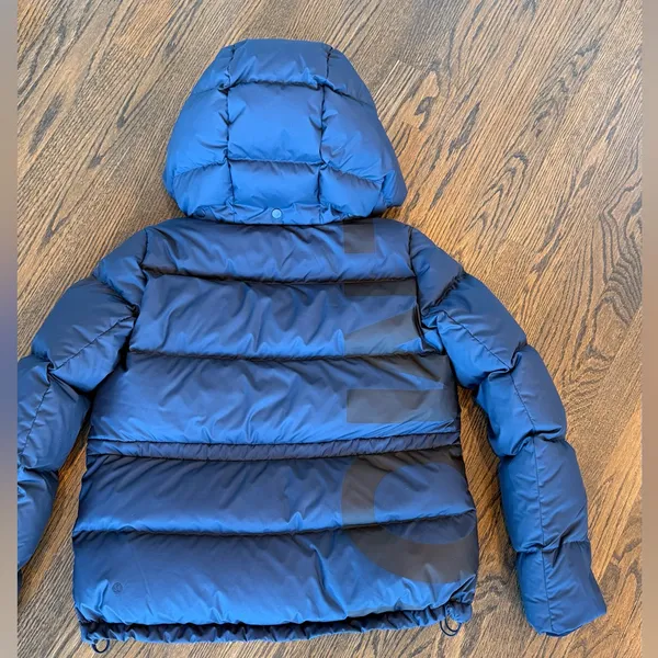 Lululemon Wunder Puff Jacket Wordmark True Navy size 4 NWOT RARE - Image 15