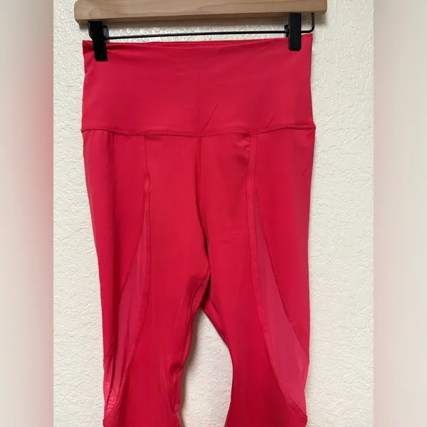 NIKE Bright Pink Leggings Size Small EUC - Image 5