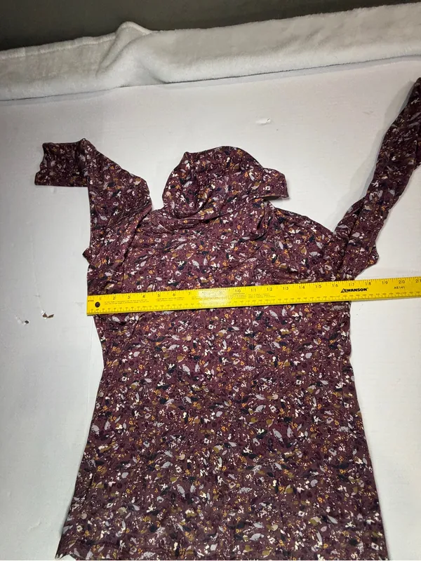 L.L. Bean Burgundy Floral Hooded Long Sleeve Top supima cotton - Image 5